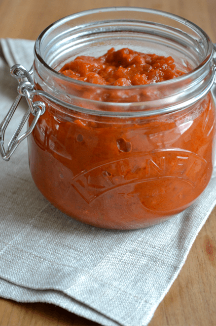 Tomato sauce and zucchini noodles